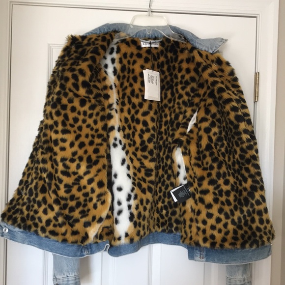 Balenciaga demin jacket with animal print fur - Picture 3 of 8